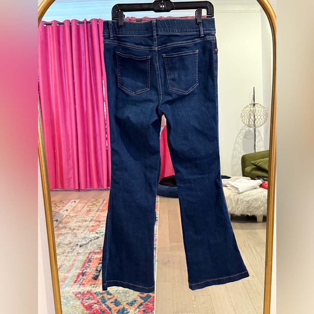 Spanx pull on flare jeans in Midnight sz L petite - Picture 5 of 7
